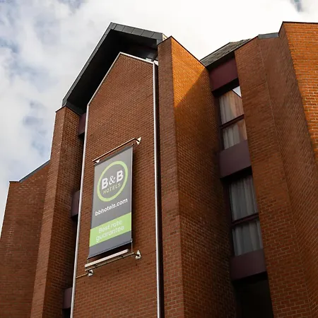 Centre Hotel 3*
