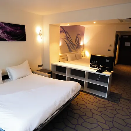 Centre Hotel